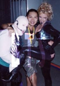 onyx 208x300 Photo rare de Britney durant lOnyx Hotel Tour