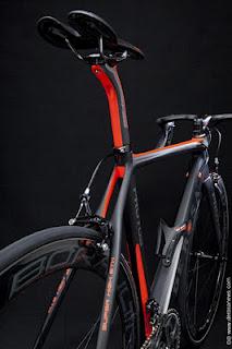 Le nouveau vélo de rêve : De Rosa Protos 2012 Le nouveau vélo de rêve : De Rosa Protos 2012