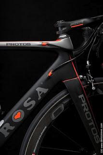 Le nouveau vélo de rêve : De Rosa Protos 2012 Le nouveau vélo de rêve : De Rosa Protos 2012
