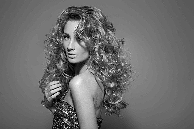 La curlbox une jolie box-beauté pour stylisez nos cheveux! Bouncy-Curl-copie-1.jpg