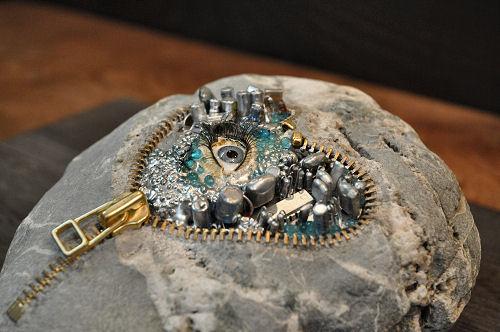 Visual Arts - Wizzzz™ - Hirotoshi Ito Sculpture by Hirotoshi Ito