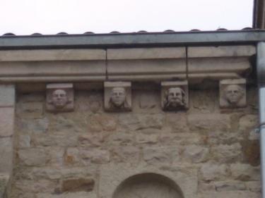 Clément à l'église Clément à l'église