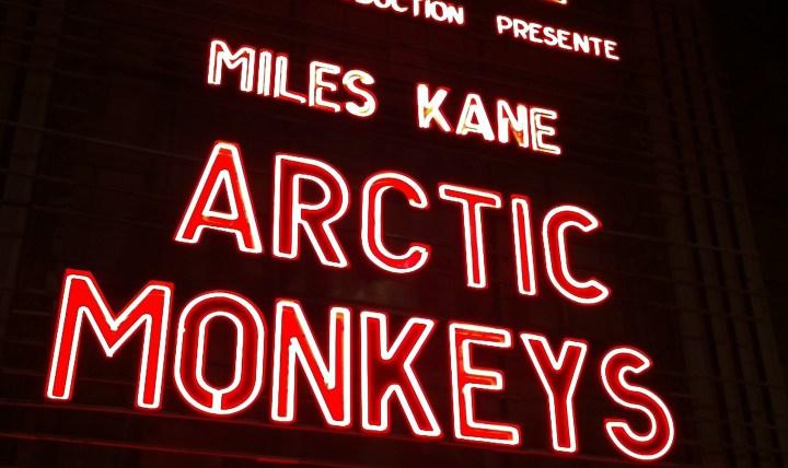 Arctic Monkeys LES ARCTIC MONKEYS SQUATTENT PARIS