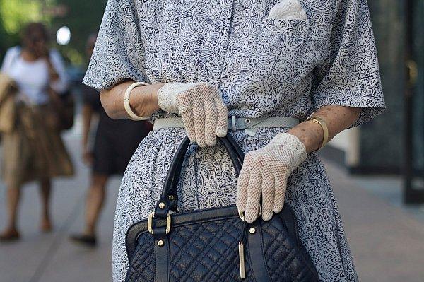 Ne pas m'oublier, Ne pas les oublier Bas-nude-7128.jpg