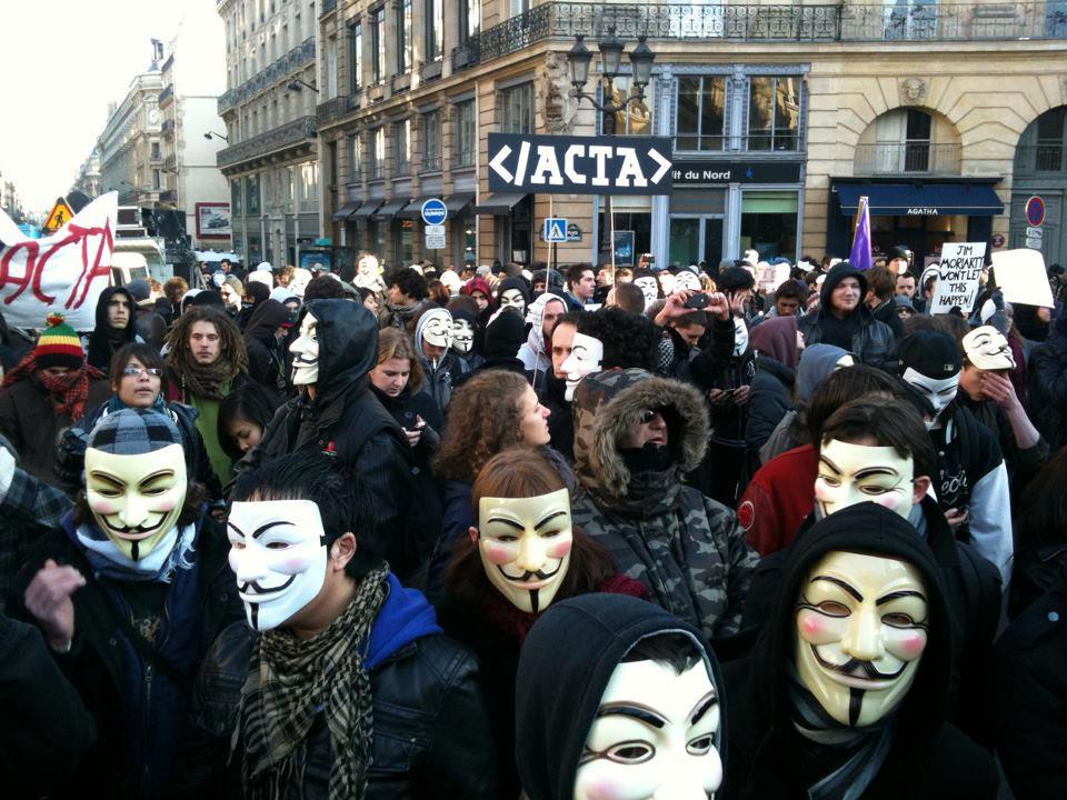 ACTA Le froid na pas arrêté les manifestants contre ACTA le 11 février
