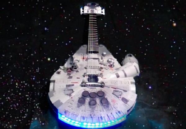 millennium-falcon-guitar millennium falcon guitar 600x418 Star Wars : Une guitare en forme de Faucon Millenium