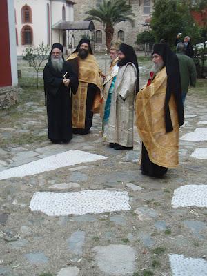 Mont Athos (2): Prière nocture, café grec et baignade matinale