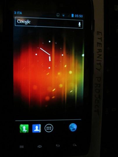 razr ics2 405x540 Android ICS sur le Motorola RAZR