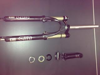 Nouveau vélo de montagne : Specialized StumpJumper Elite - 2011. Montage 1ere Partie. Nouveau vélo de montagne : Specialized StumpJumper Elite - 2011. Montage 1ere Partie.