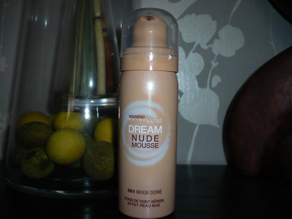 Dream Nude Mousse de Gemey Maybelline : un fond de teint fouetté à l’air ?