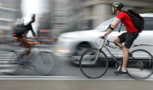 TRAUMATISMES CRÂNIENS: Cyclistes, pourquoi ne mettez-vous pas de casque? – Inserm et PLoS ONE