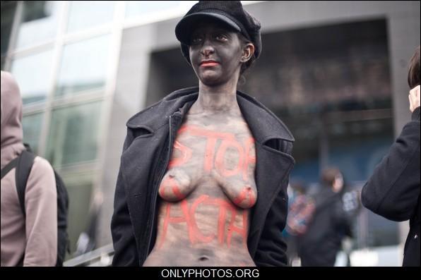 Manifestation Anti Acta. 25 février, Paris. manif-acta-paris0003