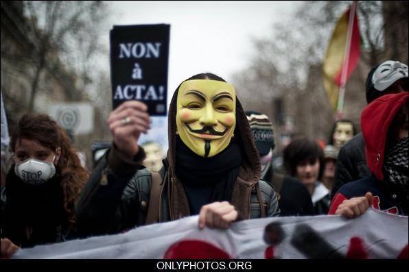 Manifestation Anti Acta. 25 février, Paris. manif-acta-paris0017