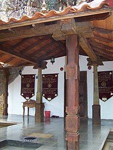 SRI LANKA : LE BOUDDHISME SRI-LANKA-1-252.JPG