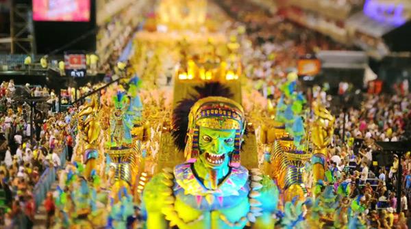 carn-2 carn 2 Le Tilt shift du Carnaval de Rio de Janeiro