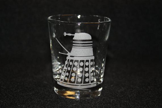 Découvrez les verres Geek de Fanboyglass geek gnd geekndev doctor whoverre dalek gnd geek Découvrez les verres Geek de Fanboyglass produits geek geek gnd geekndev