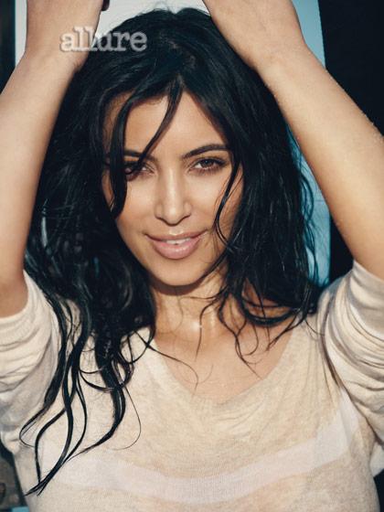 Kim Kardashian sans artifices… Pour Allure!