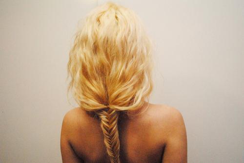 blonde-brace-fish-braid-girl-hair-favim-com-119601_large.jpg
