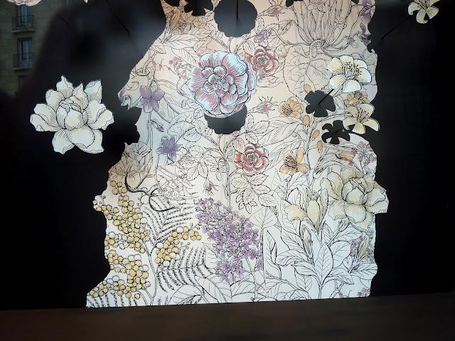 Quelques fleurs Parisiennes le bon marché paris