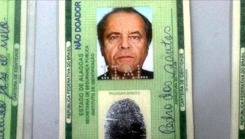 Faire une fausse carte d’identité de Jack Nicholson n’est pas efficace