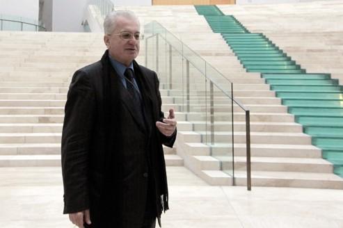 L'élite intellectuelle russe divisée sur Poutine Le directeur du musée de l'Ermitage Mikhail Piotrovsky compte parmi les soutiens de Vladimir Poutine.