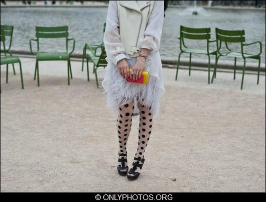 Entrées et sorties du défilé VIKTOR & ROLF et Cacharel. entree-sortie-defile mode paris-0004