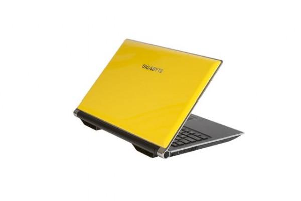 gigabyte-p2542g-2 gigabyte p2542g 2 600x400 Gigabyte présente le P2542G Portable Gamer et discret