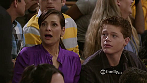 Critiques Séries : Switched at Birth. Saison 1. Episode 20. vlcsnap-2012-03-07-20h39m21s52.png