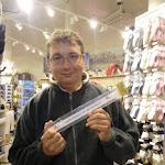 Cercle polaire: beaucoup d'objets en vente attestent de notre passage ici!!!! CIMG6029.JPG