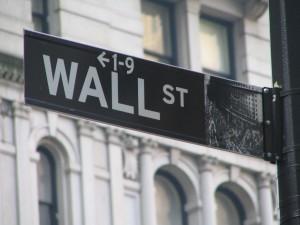 Wall Street ouvre en hausse dans la continuité des marchés européens