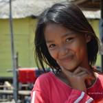 Jeune fille Bajo (Kabalutan, îles Togian, Sulawesi Centre, Indonésie)