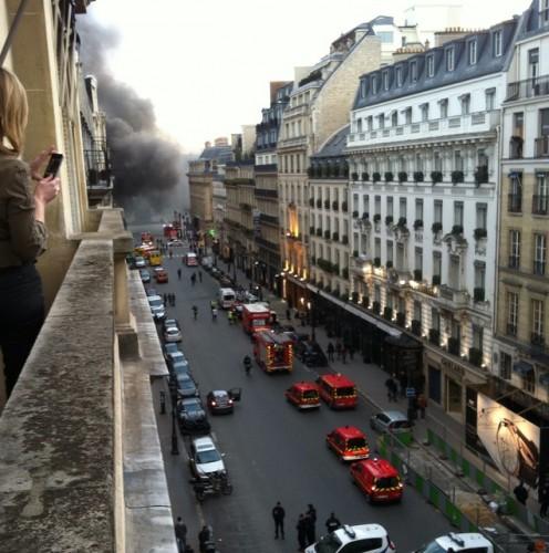 En images : Incendie Place Vendôme 20120308063823_9ea105d.png