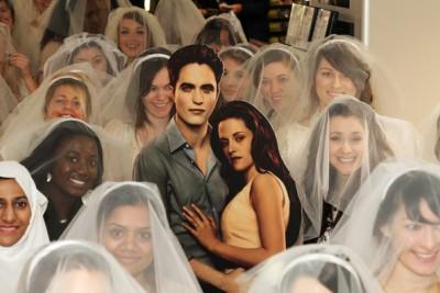 Des mariées, des mariées pour le DVD de Breaking Dawn !
