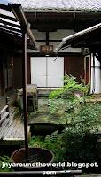 Le Nord Ouest de Kyoto: cerises, pavillon d'or et jardins Le Nord Ouest de Kyoto: cerises, pavillon d'or et jardins
