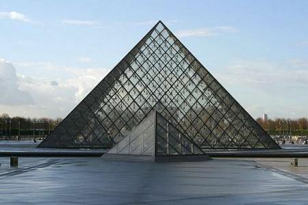 paris_pyramide_louvre 264ème sortie – Et un pyramidal !