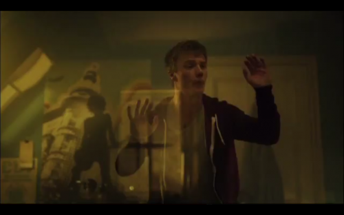 Capture d’écran 2012-03-16 à 10.44.41 TU T’ES VU QUAND TU VIOLES?!