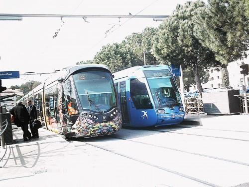 APRES 3 ANS société,écriture,villes,transports,nouvelles et textes brefs