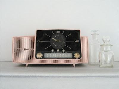 Vintage radio  //