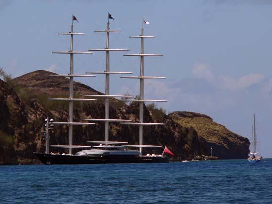 Le Maltese Falcon est à Taiohae, Nuku Hiva undefined