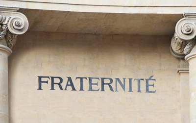 Pourquoi le temple de la Fraternité ? fronton_fraternite_400.png