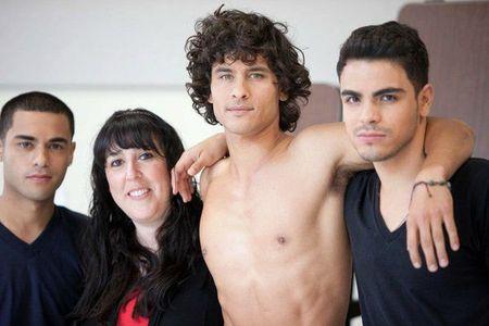 Rencontre avec Simone Elkeles 229682_189243994471732_101698336559632_531472_1351641_n