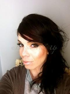 Maquillage : Eva Longoria avec la palette Essence