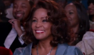 Whitney Houston resplendit dans le trailer de »  Sparkle ».