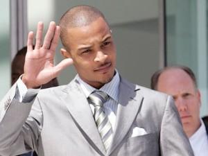 ti_court T.I rate son retour avec » Love This Life ».