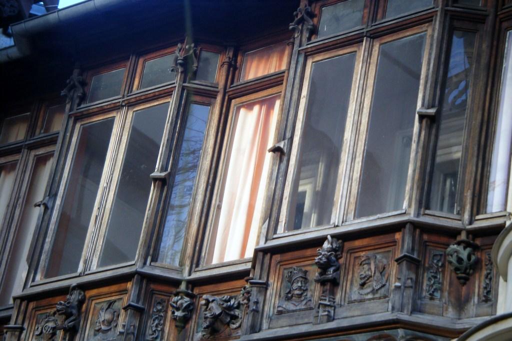 Maison Eymonaud 75018 Paris f La Maison Eymonaud, un château gothique à Montmartre