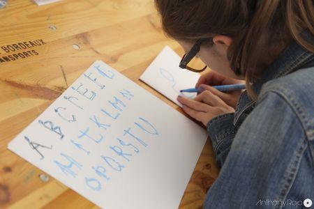 Reportage Photos - Je fouille, tu bouquines, il lit... à L'escale du livre 2012 ! IMG_1876