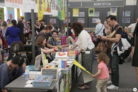 Reportage Photos - Je fouille, tu bouquines, il lit... à L'escale du livre 2012 ! IMG_1659