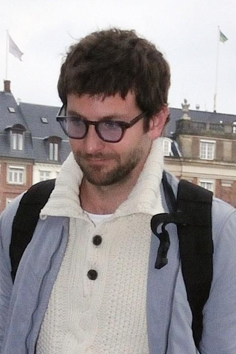 Brade les Un beau gosse peut-il être moche ?