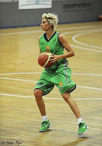 NF1 Poule B: La Journée 22 du 07/04/2012 Virginie-KEVORKIAN--Villeurbanne--MAGONI.jpg
