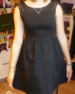 Ma magnifique robe noir .... Ma magnifique robe noir ....